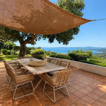 Semesterbostad La Maison Du Sud Vue A Couper Le Souffle Aux Issambres Les Issambres