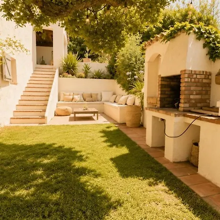 La Maison Du Sud Vue A Couper Le Souffle Aux Issambres 度假居